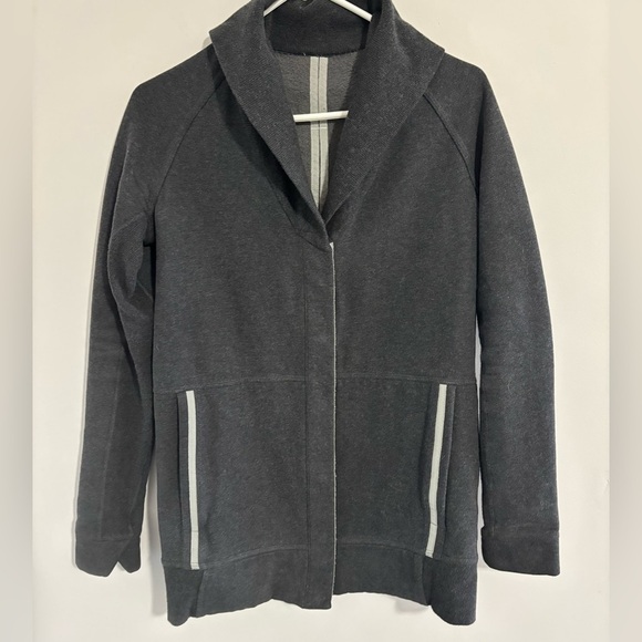 lululemon athletica Jackets & Blazers - Lululemon Yin to my Yang Cardigan Size 4